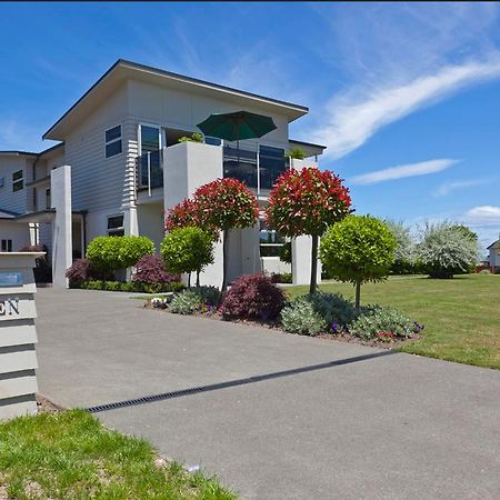 B&B @ Number Ten Taupo Luaran gambar
