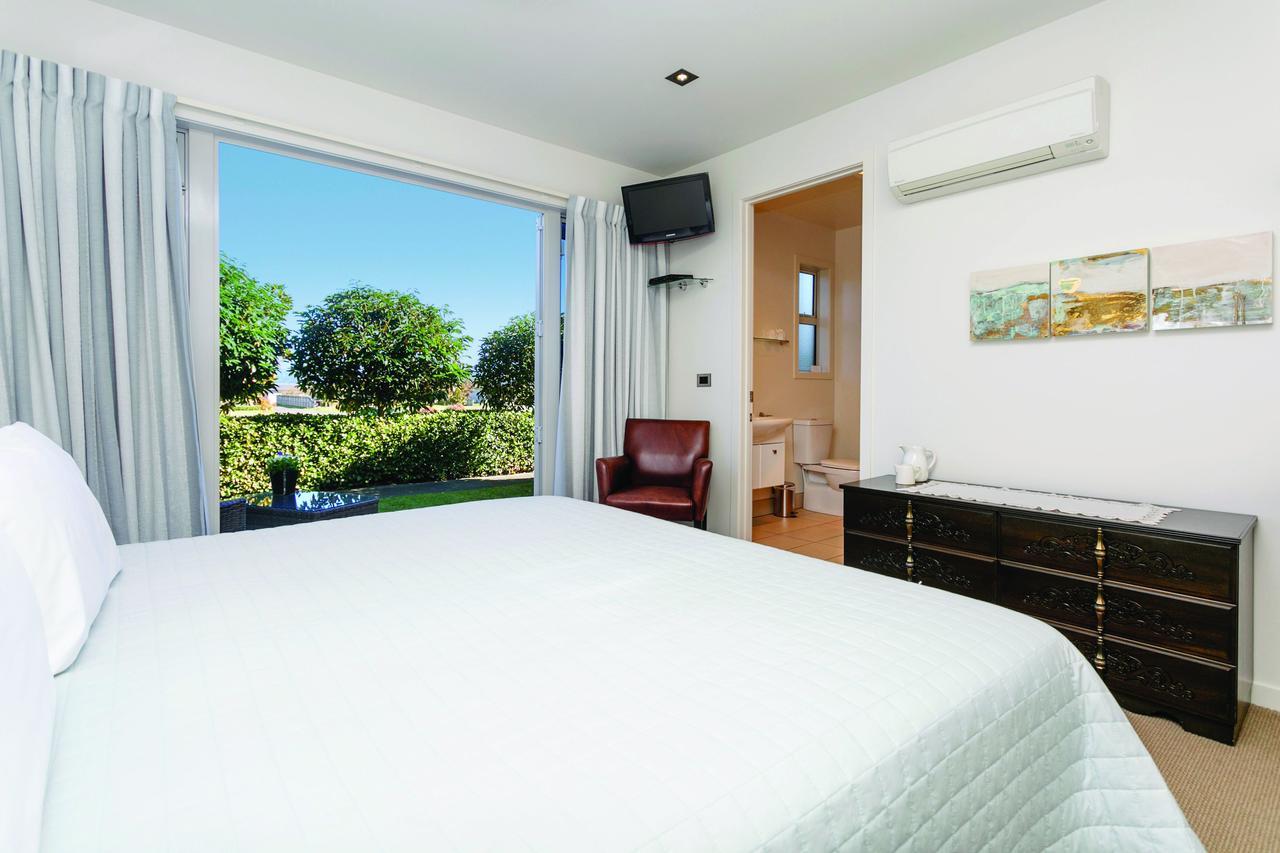 B&B @ Number Ten Taupo Luaran gambar